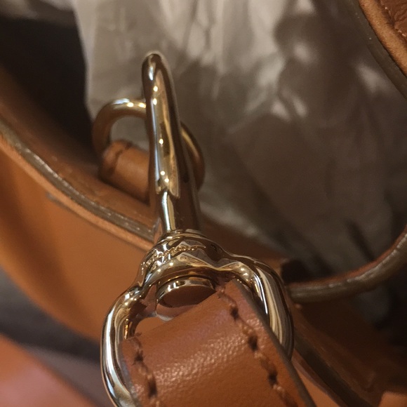 Salvatore Ferragamo handbag - Picture 7 of 8